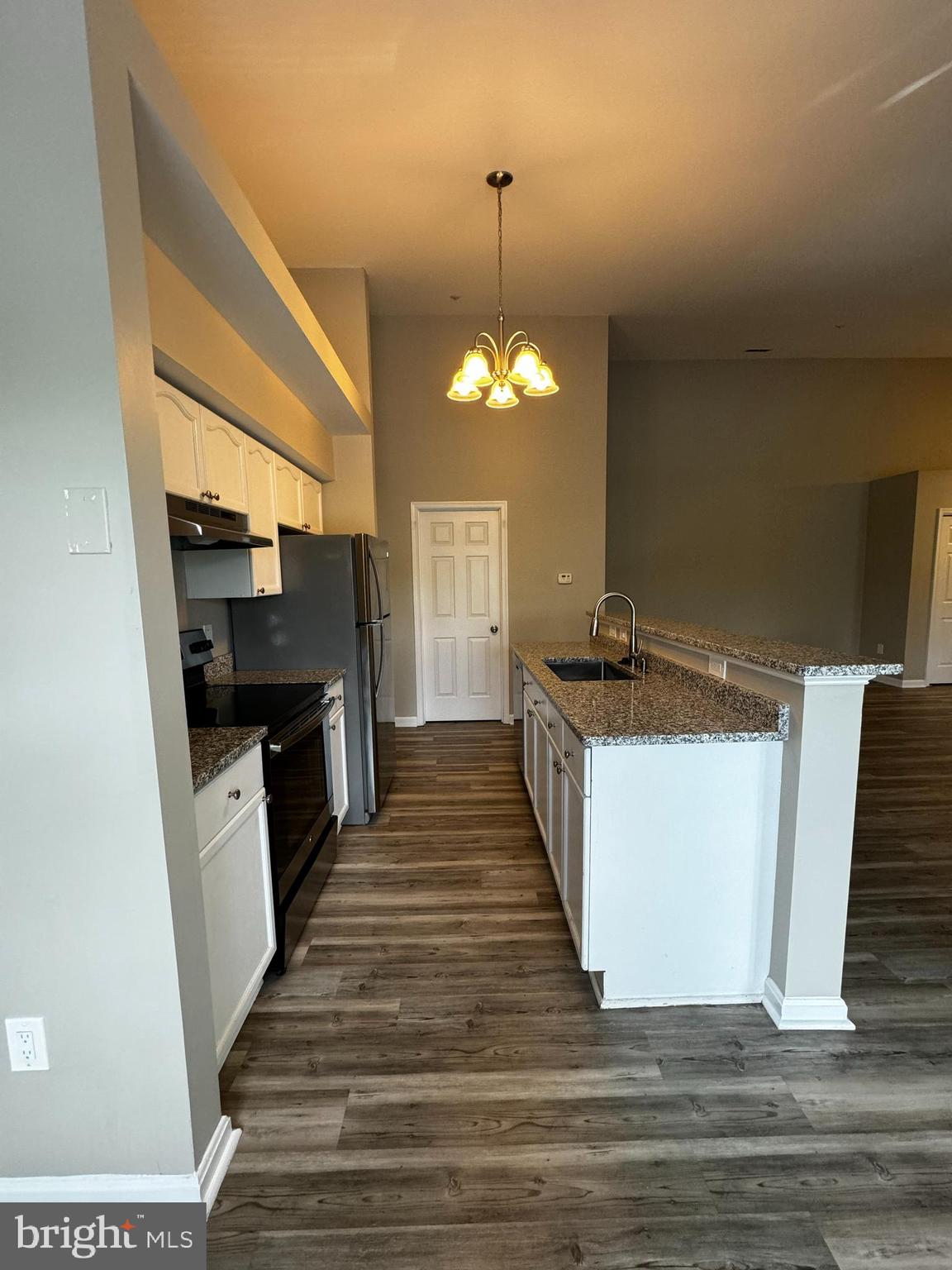 WHITTIER - Residential Lease