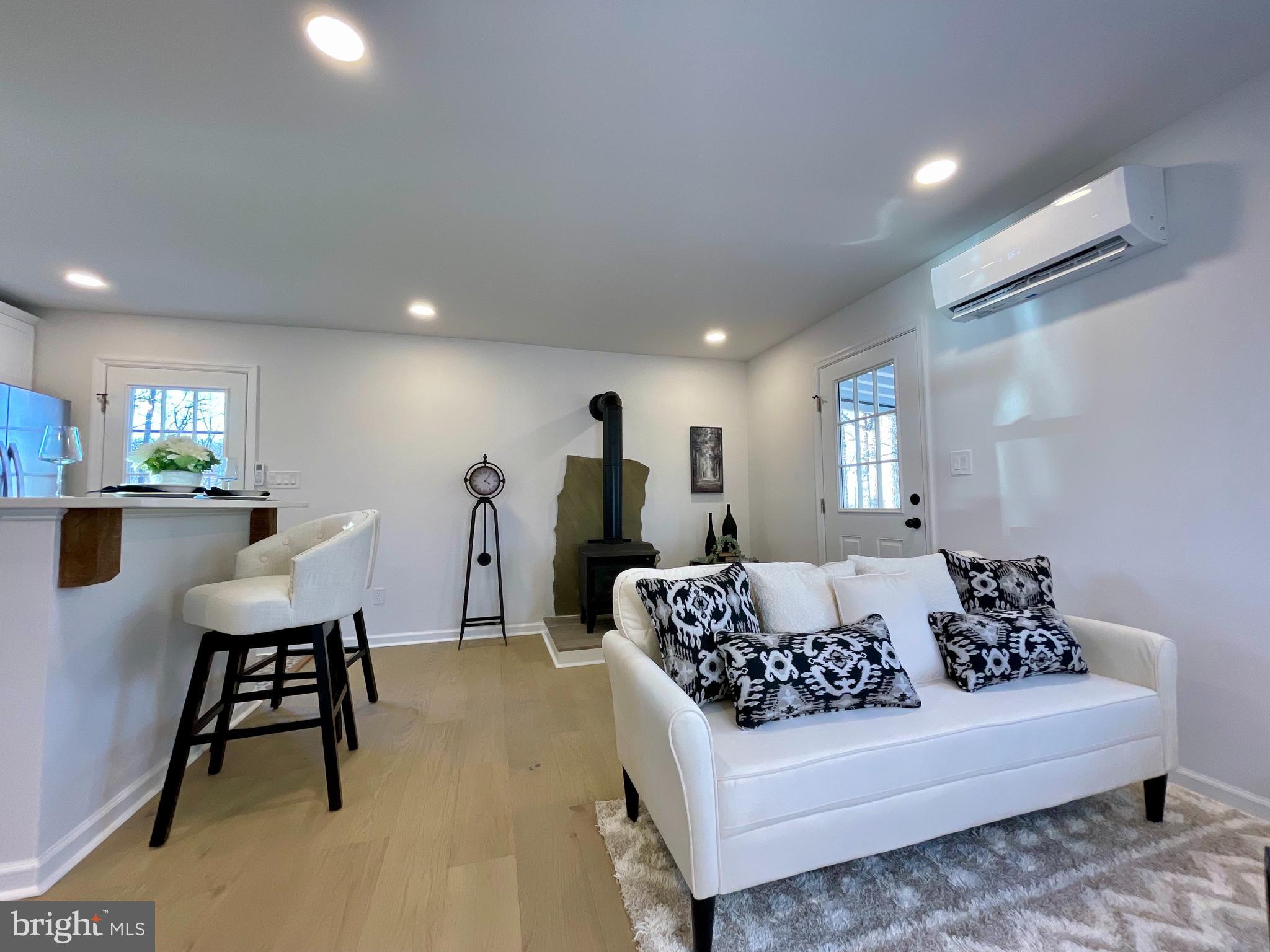 SHEN FARMS MT LAKE - Residential