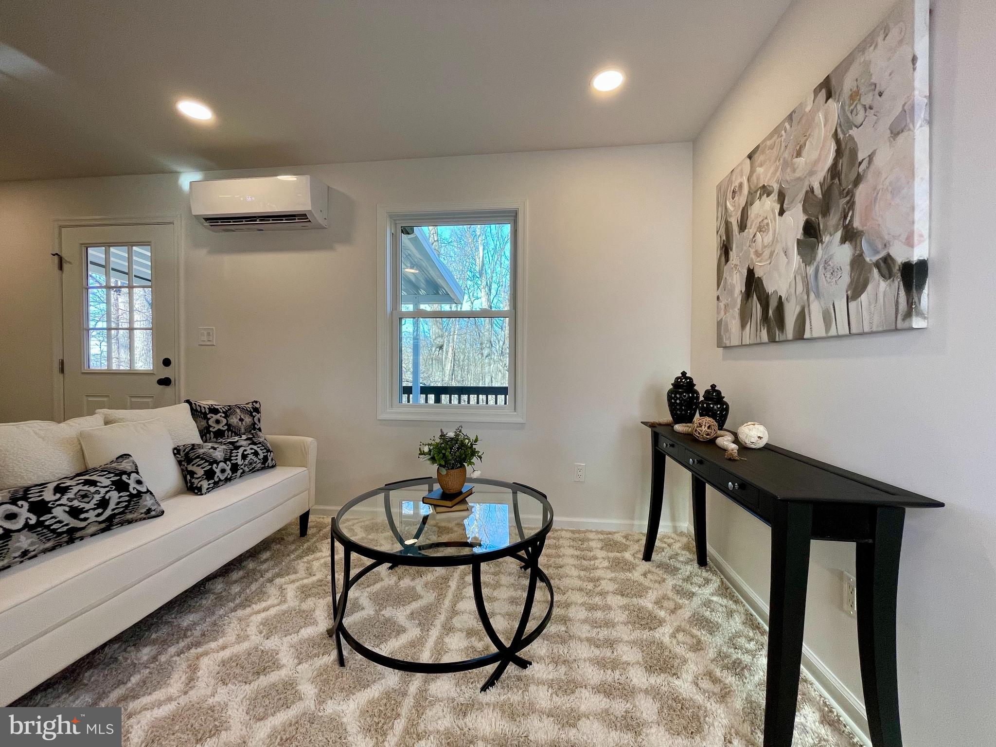 SHEN FARMS MT LAKE - Residential