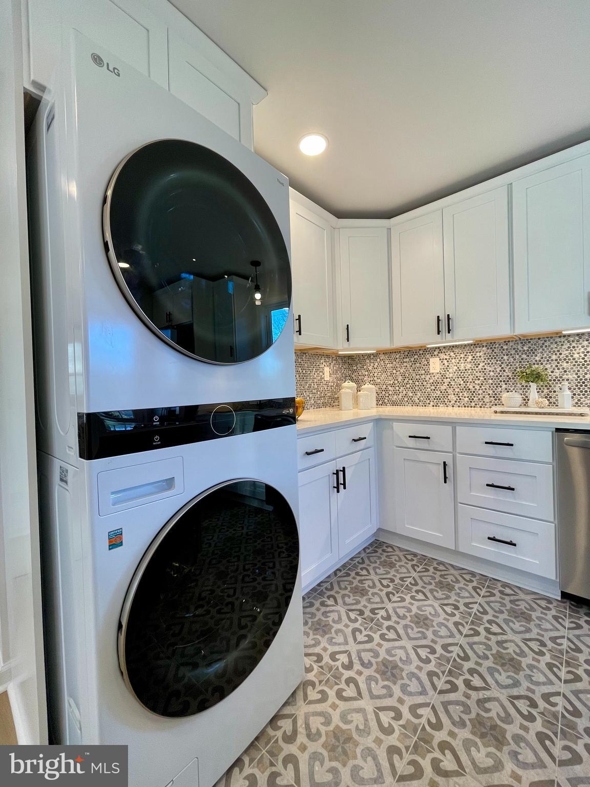 SHEN FARMS MT LAKE - Residential