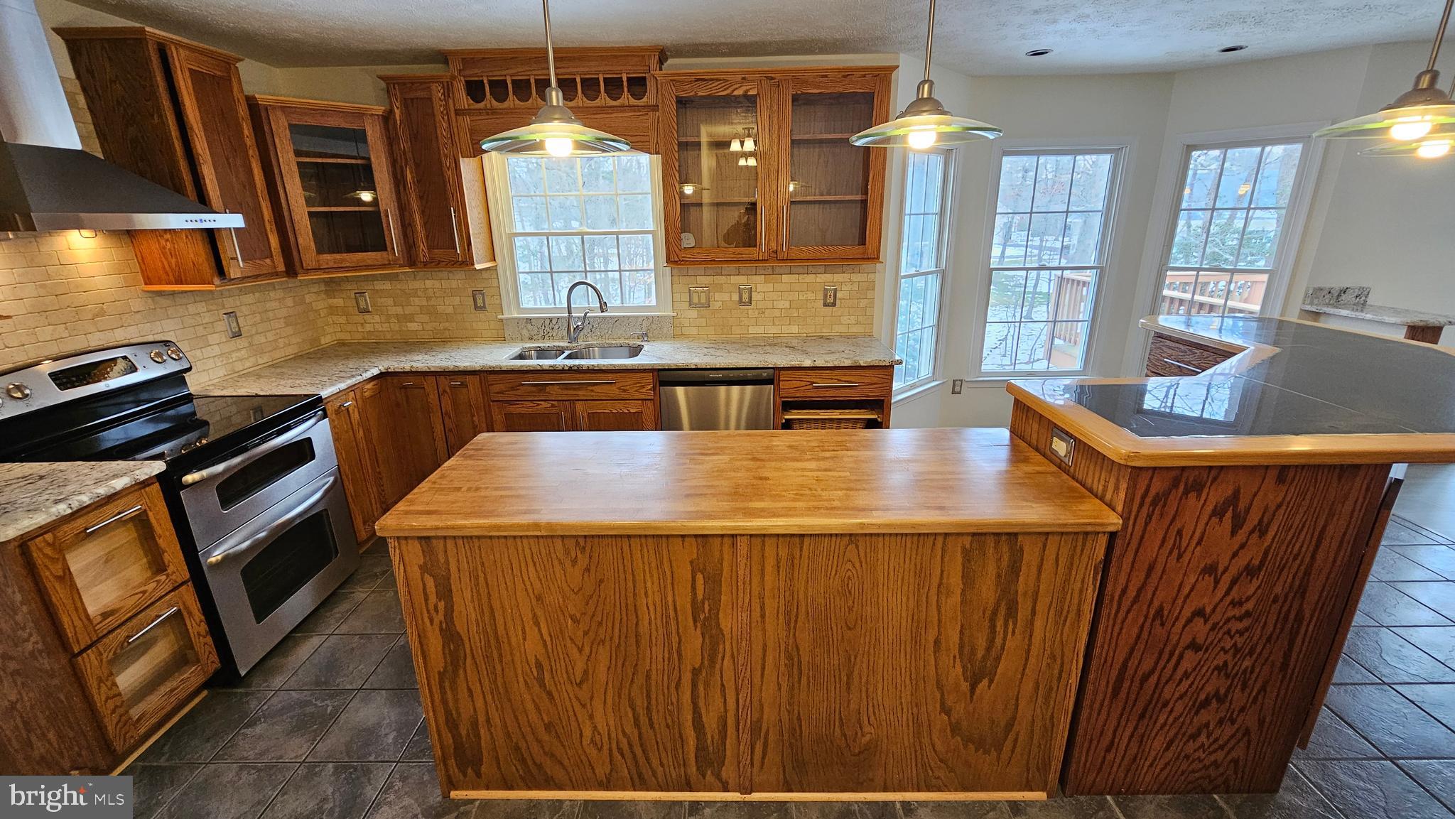 PEPPER RIDGE OF WILDEWOOD - Residential