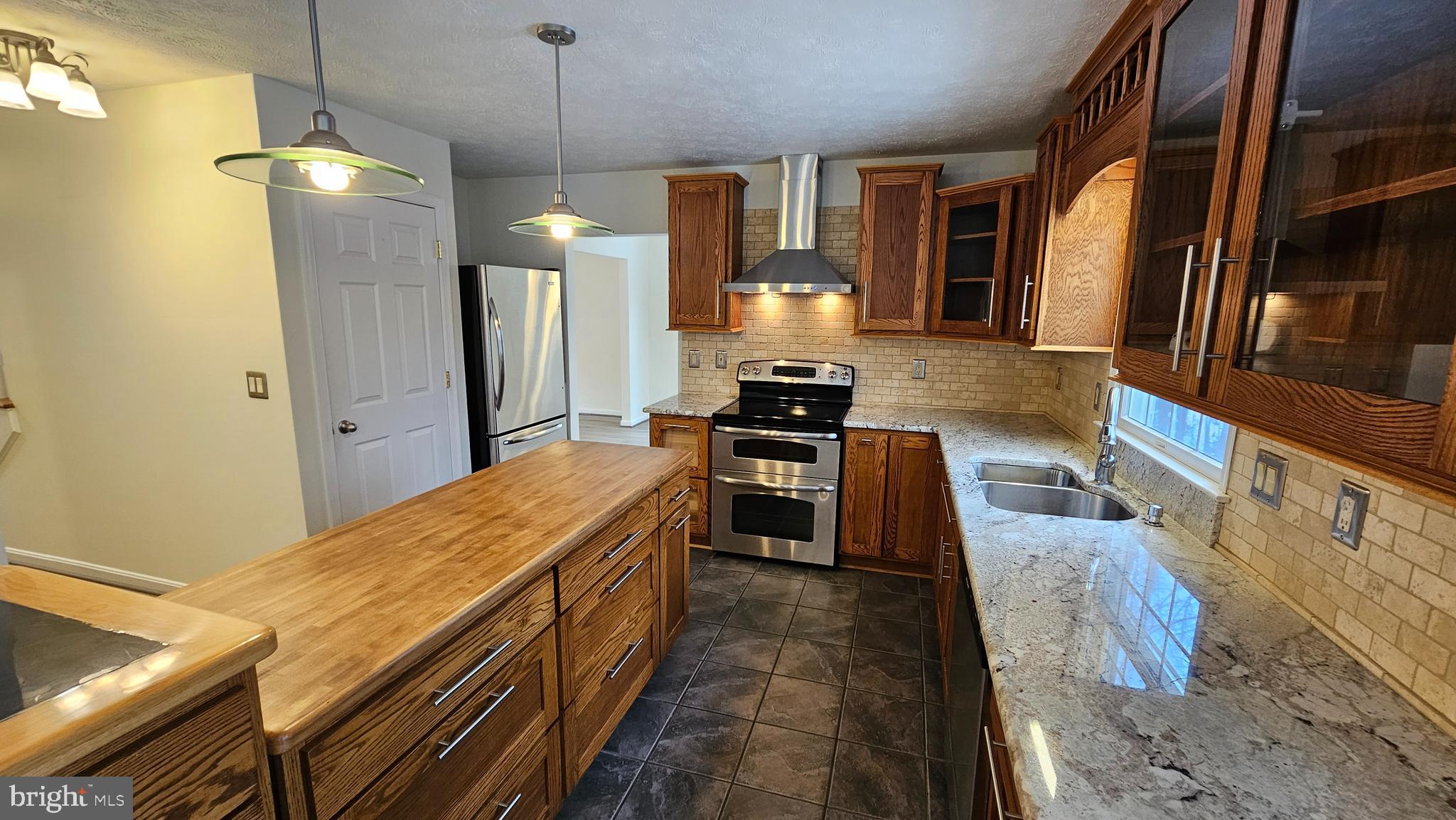 PEPPER RIDGE OF WILDEWOOD - Residential