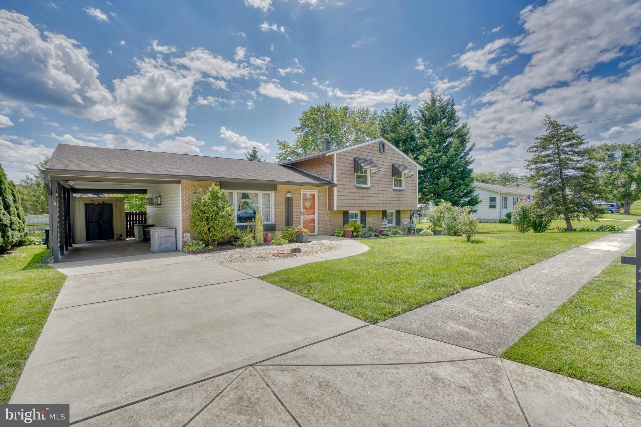 PERRY HALL - Residential