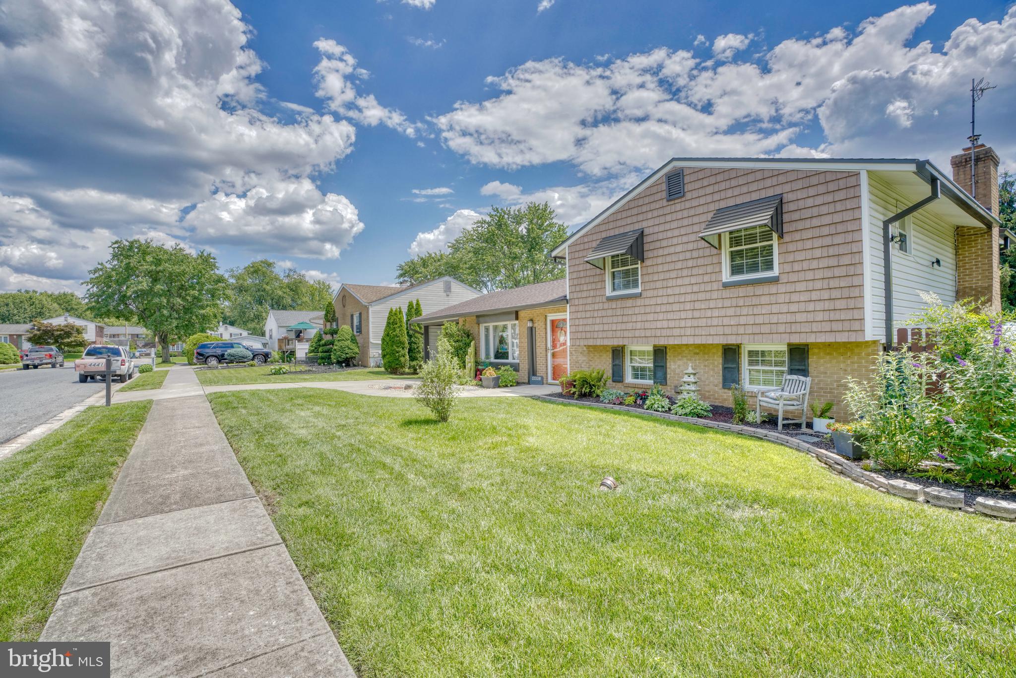 PERRY HALL - Residential