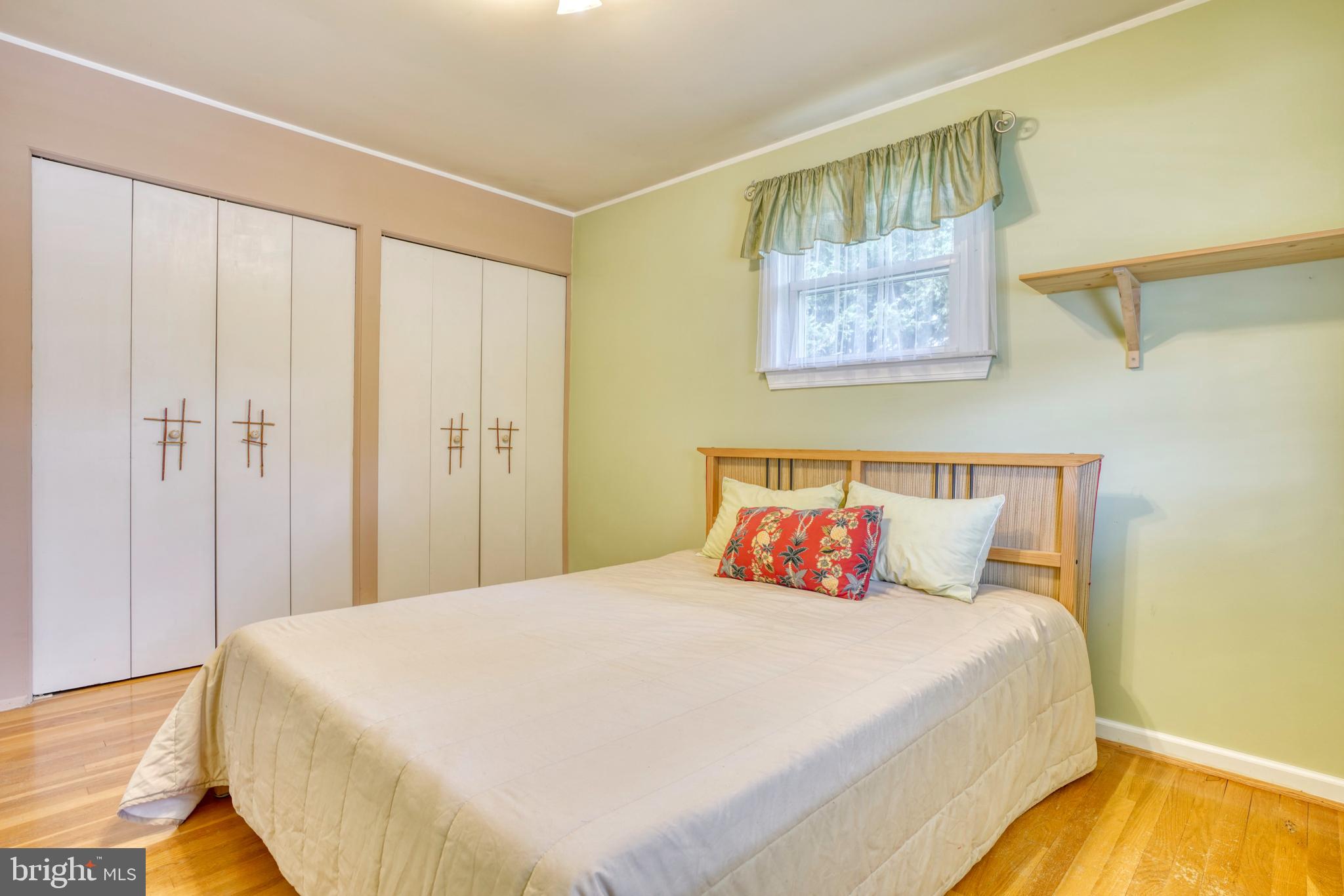 PERRY HALL - Residential