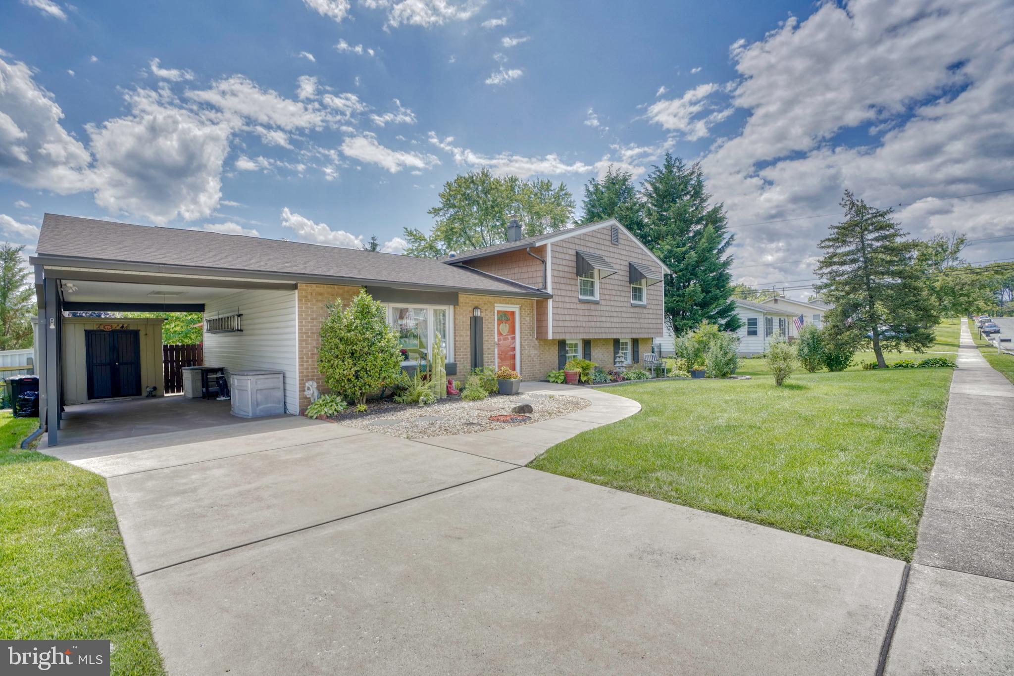 PERRY HALL - Residential