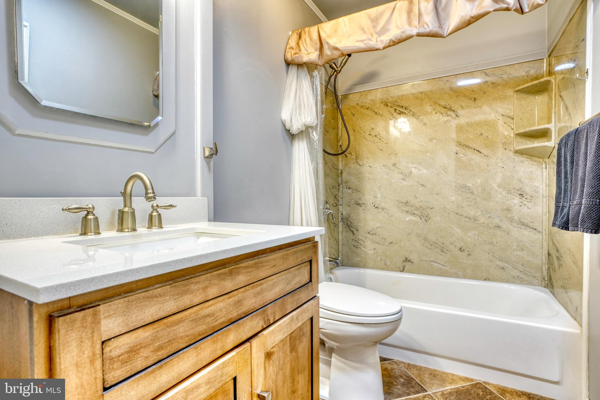 PERRY HALL - Residential