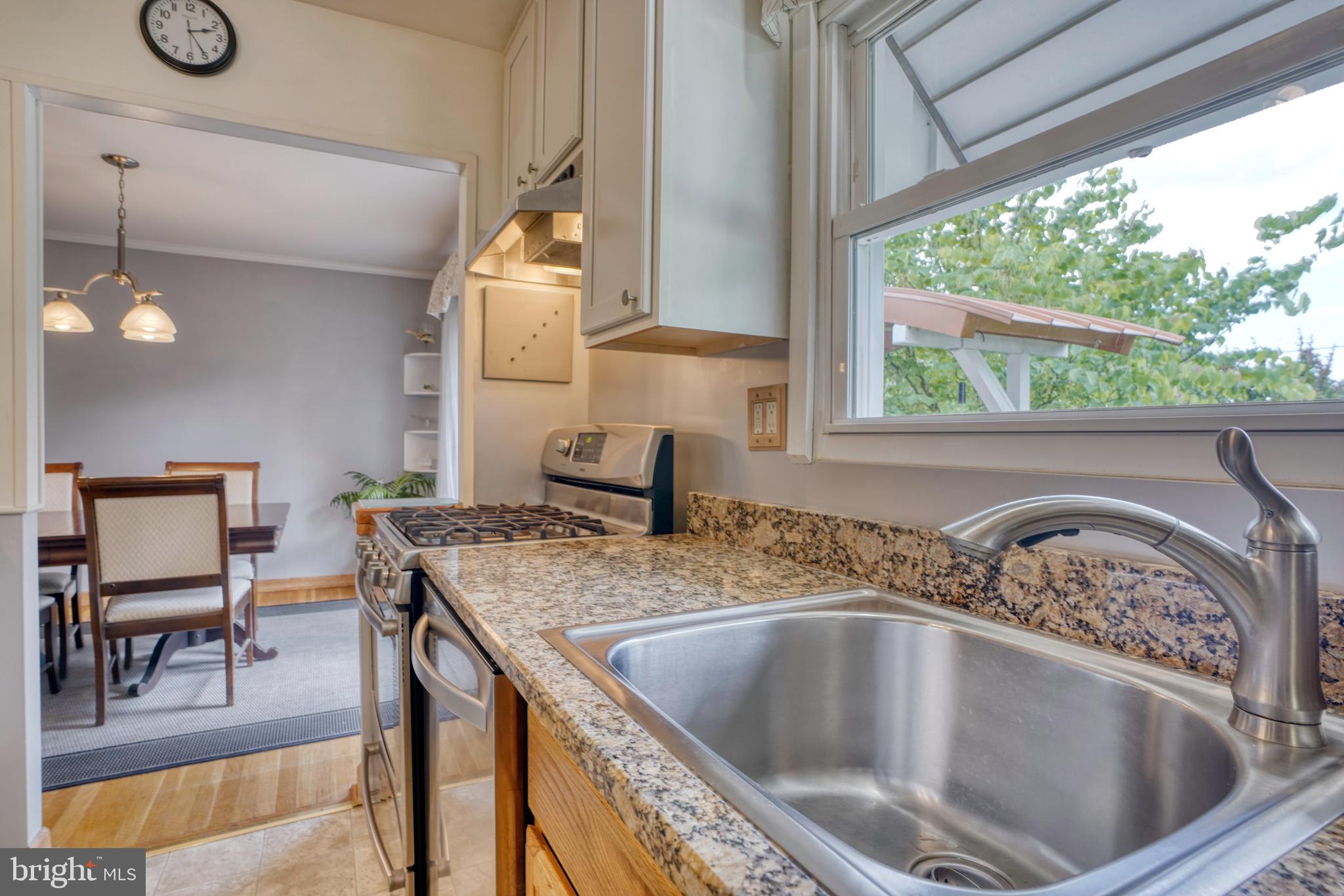 PERRY HALL - Residential