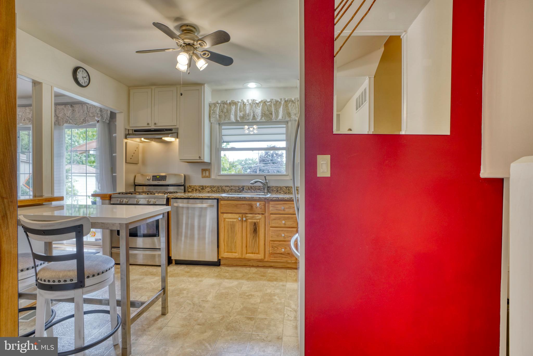 PERRY HALL - Residential