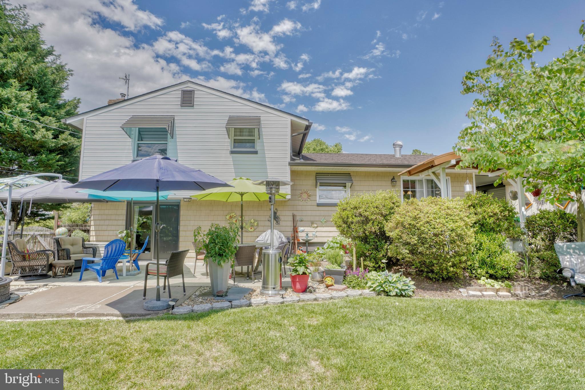 PERRY HALL - Residential