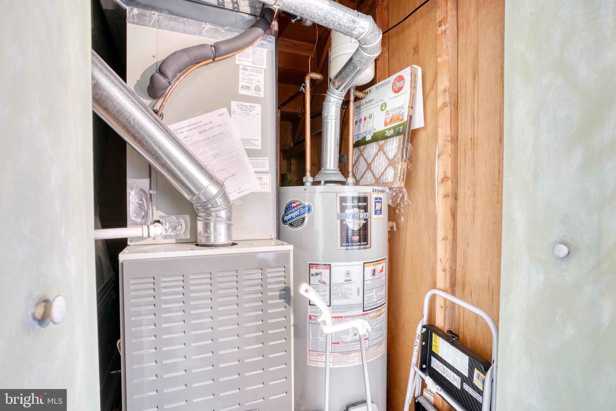 PERRY HALL - Residential