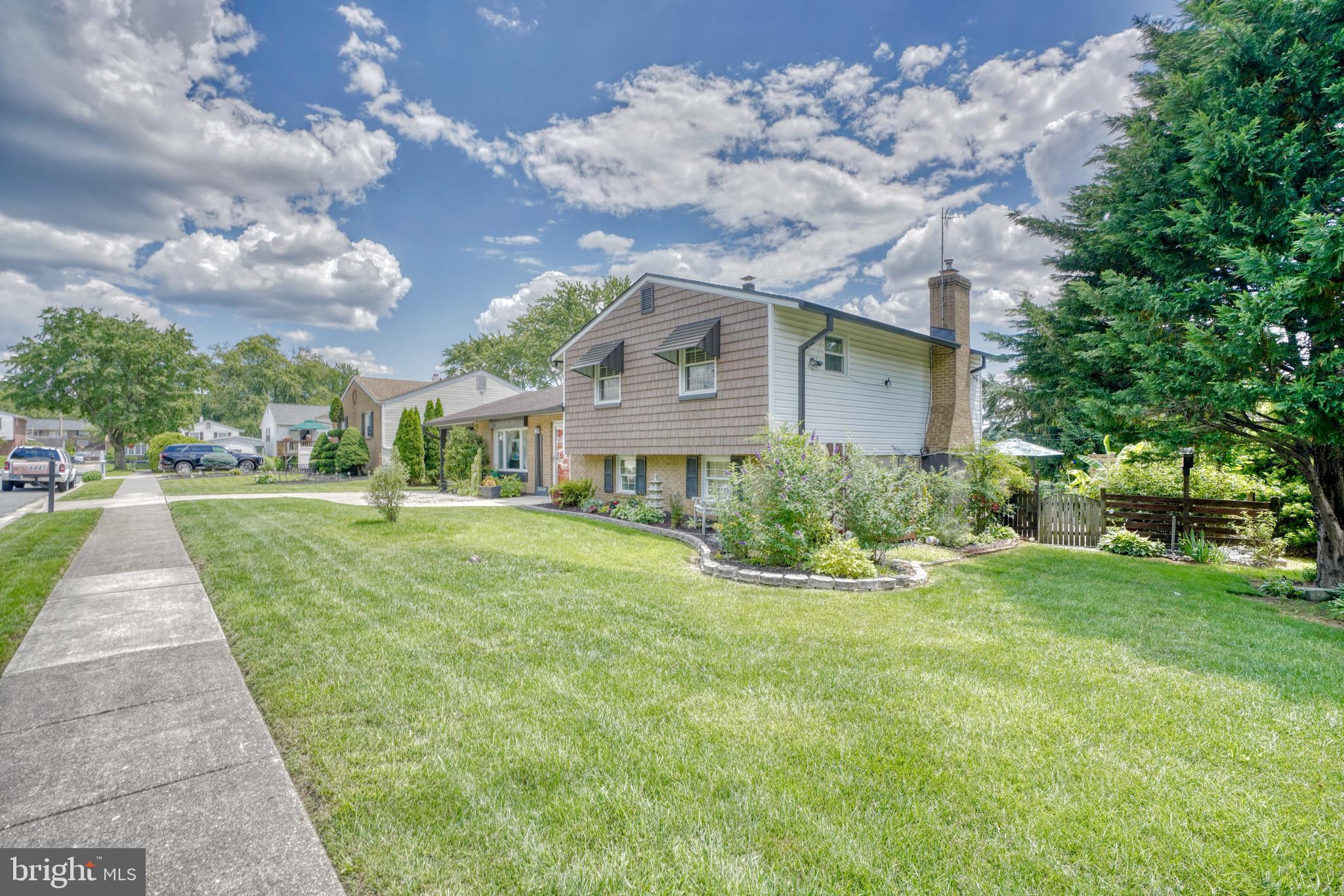 PERRY HALL - Residential