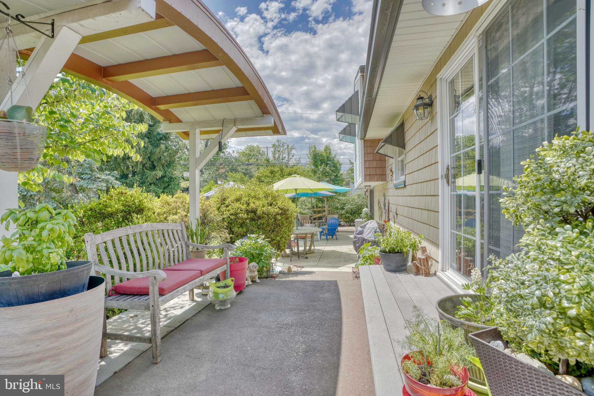 PERRY HALL - Residential