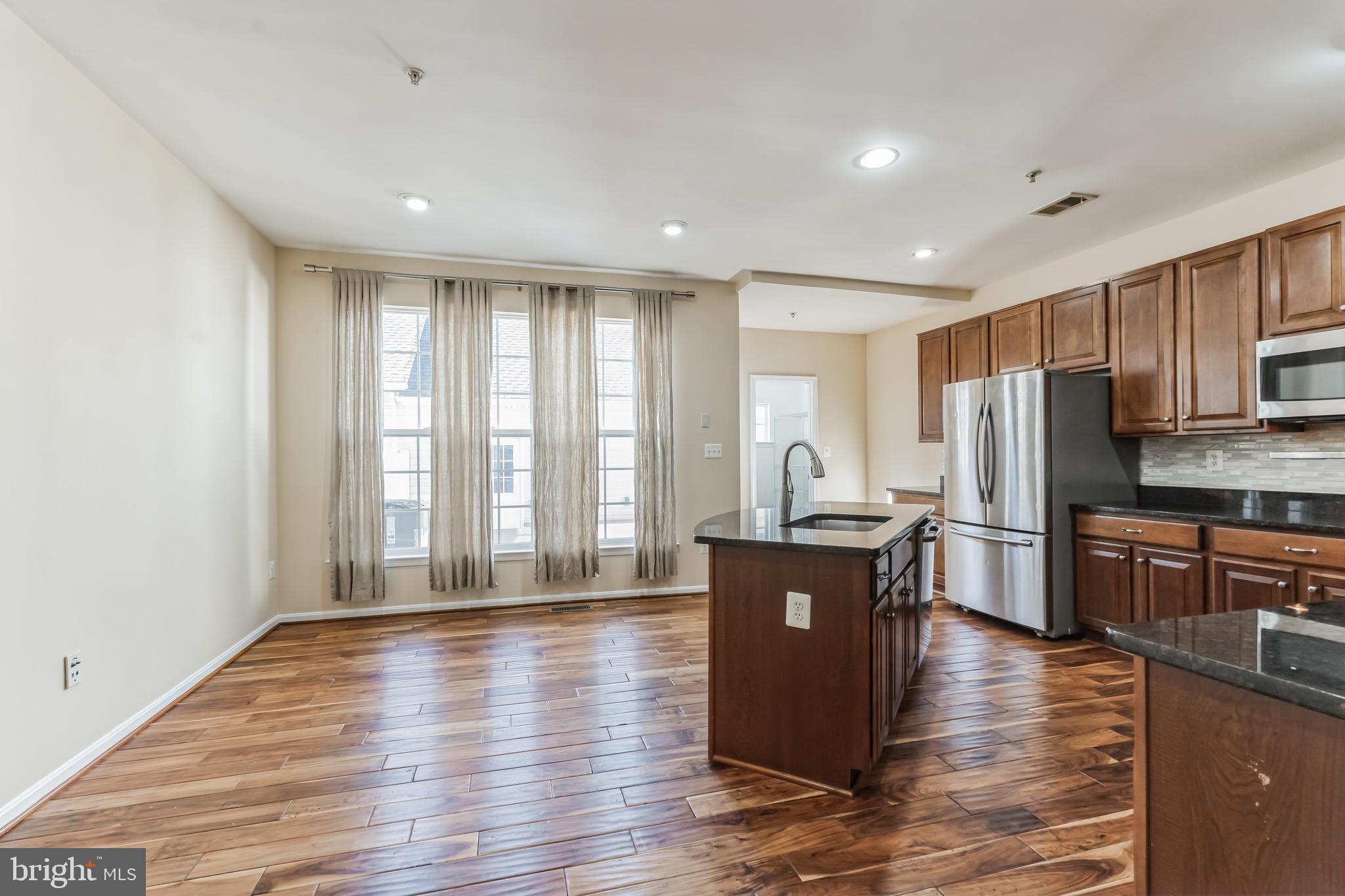 GREENWAY VILLAGE - Residential Lease