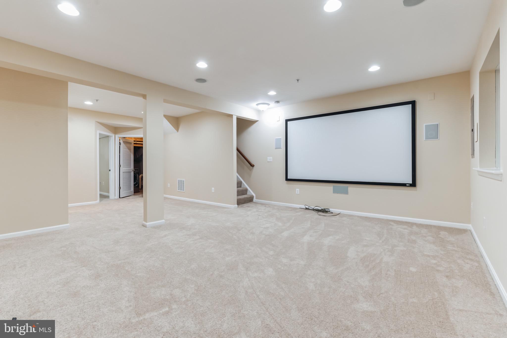 GREENWAY VILLAGE - Residential Lease