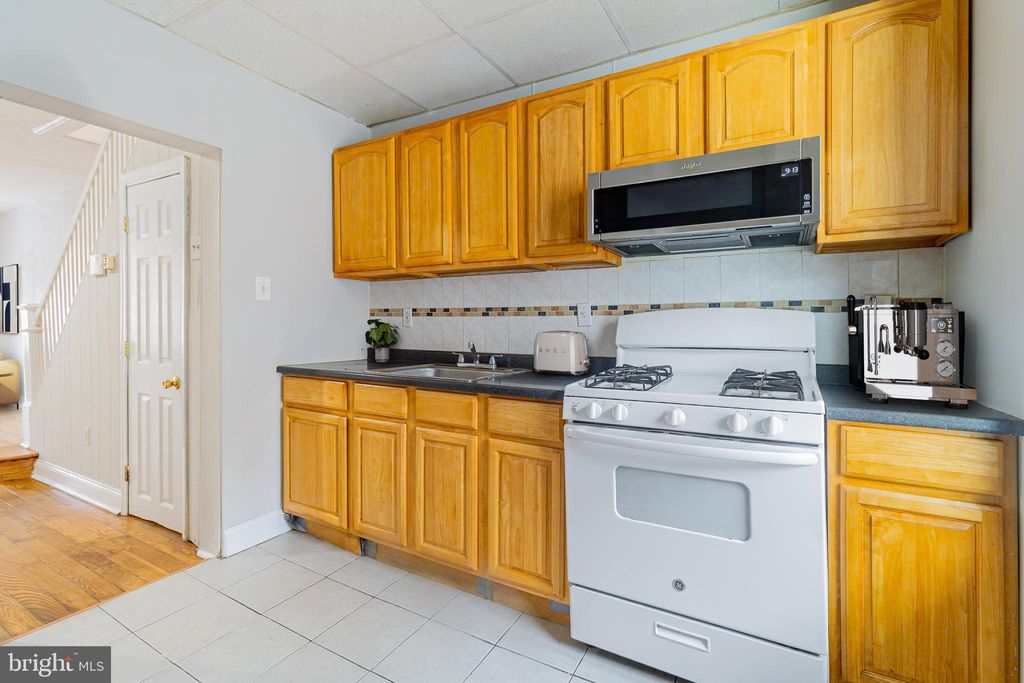 Photo of 1528 S Hollywood Street, PHILADELPHIA, PA 19146 (MLS # PAPH2573088)