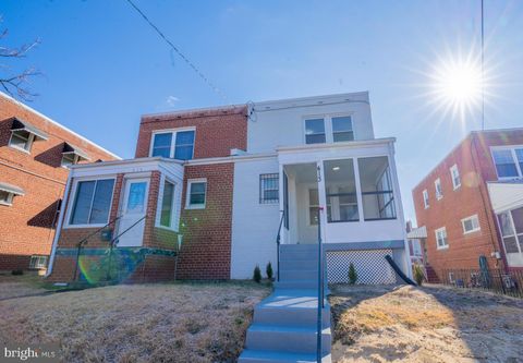 413 KENNEDY STREET NE WASHINGTON DC 20011