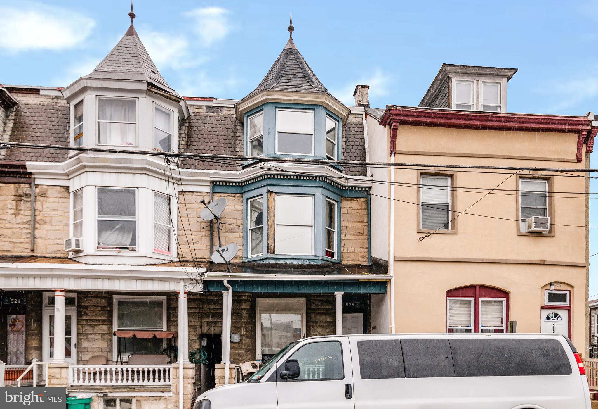 525 BUTTONWOOD STREET