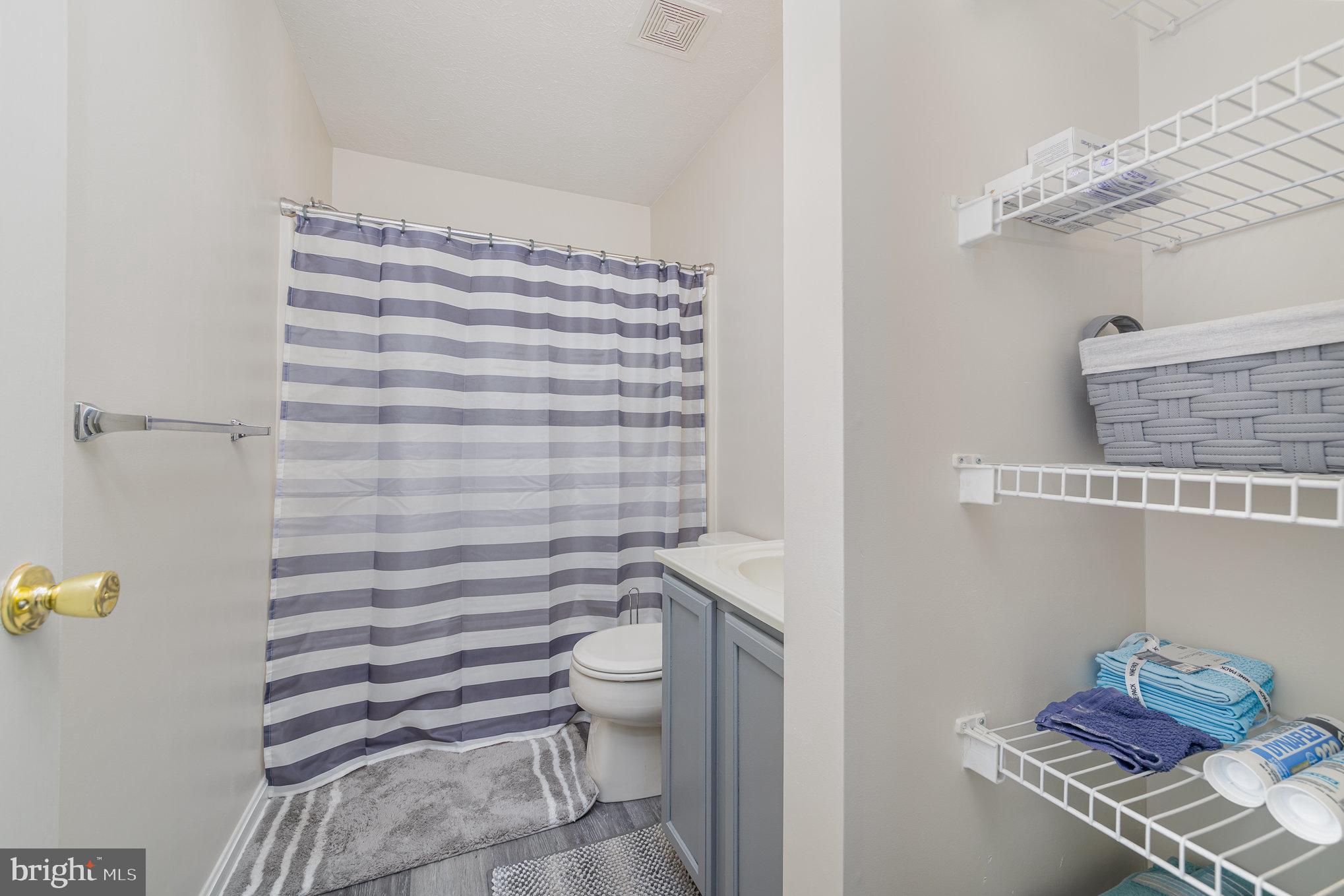 LONG BAR HARBOR - Residential