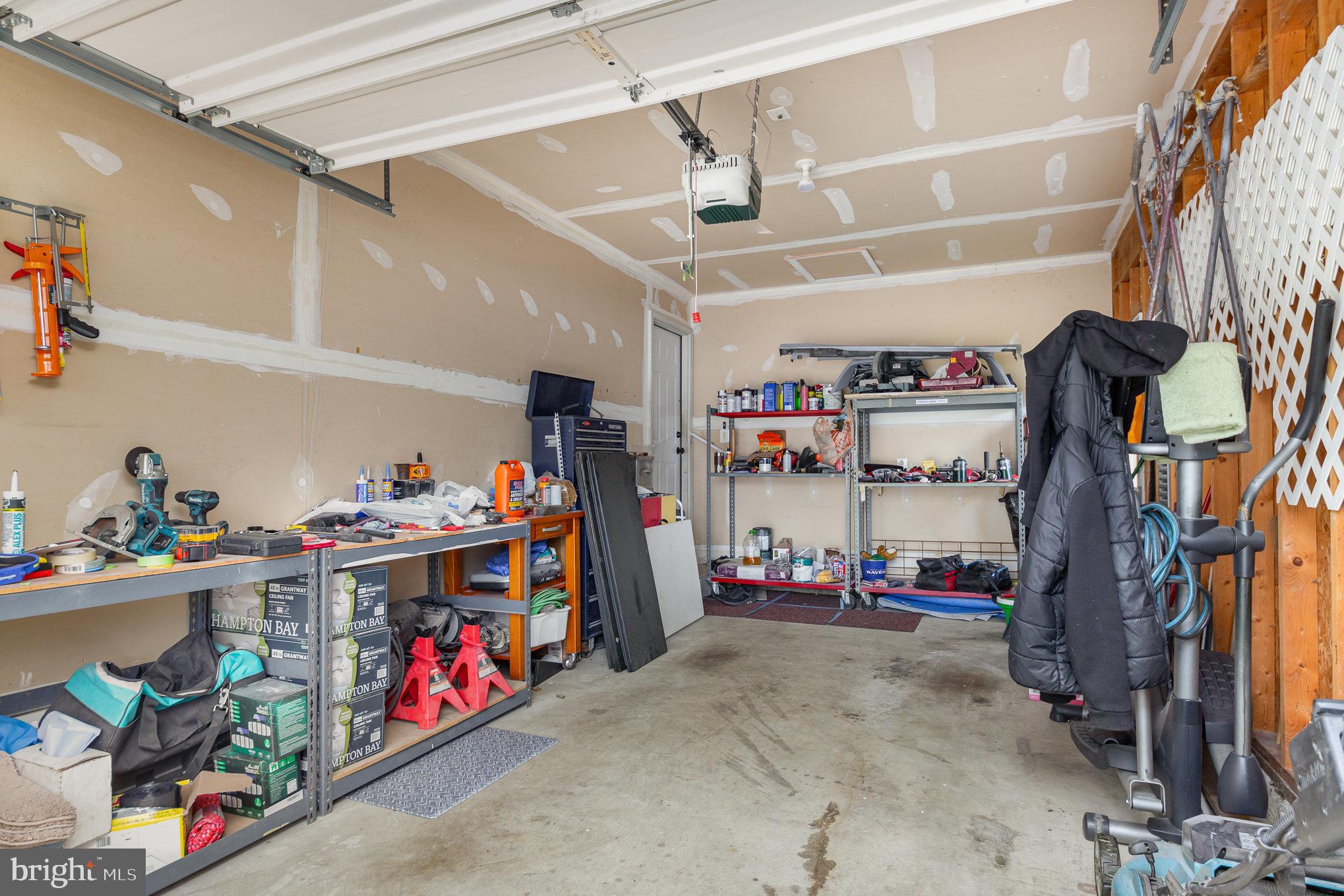 LONG BAR HARBOR - Residential