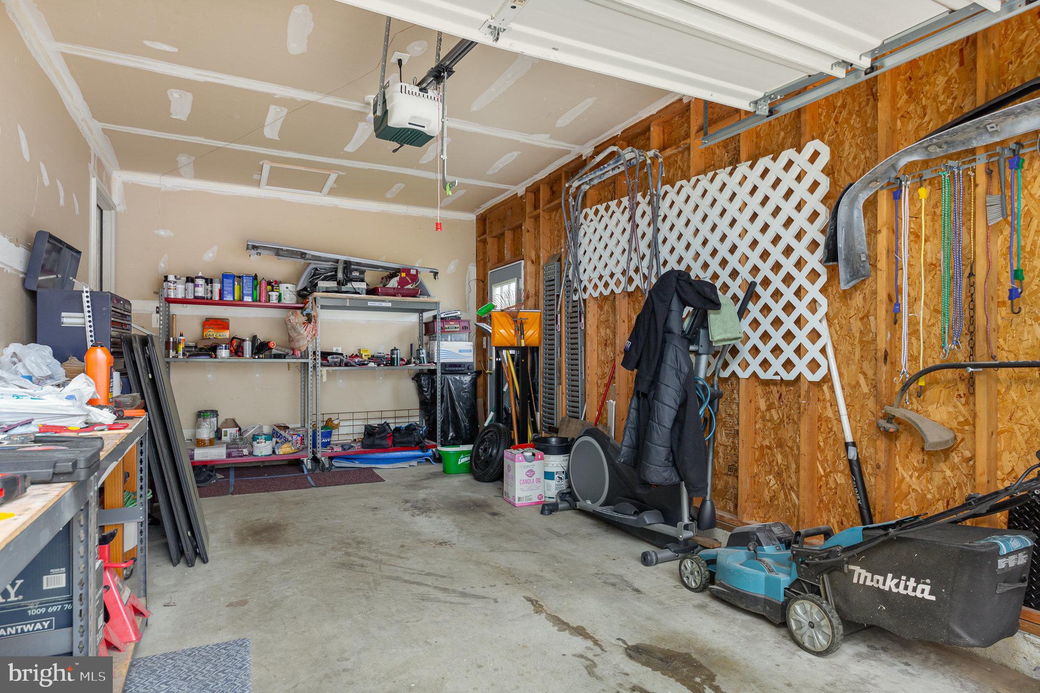 LONG BAR HARBOR - Residential