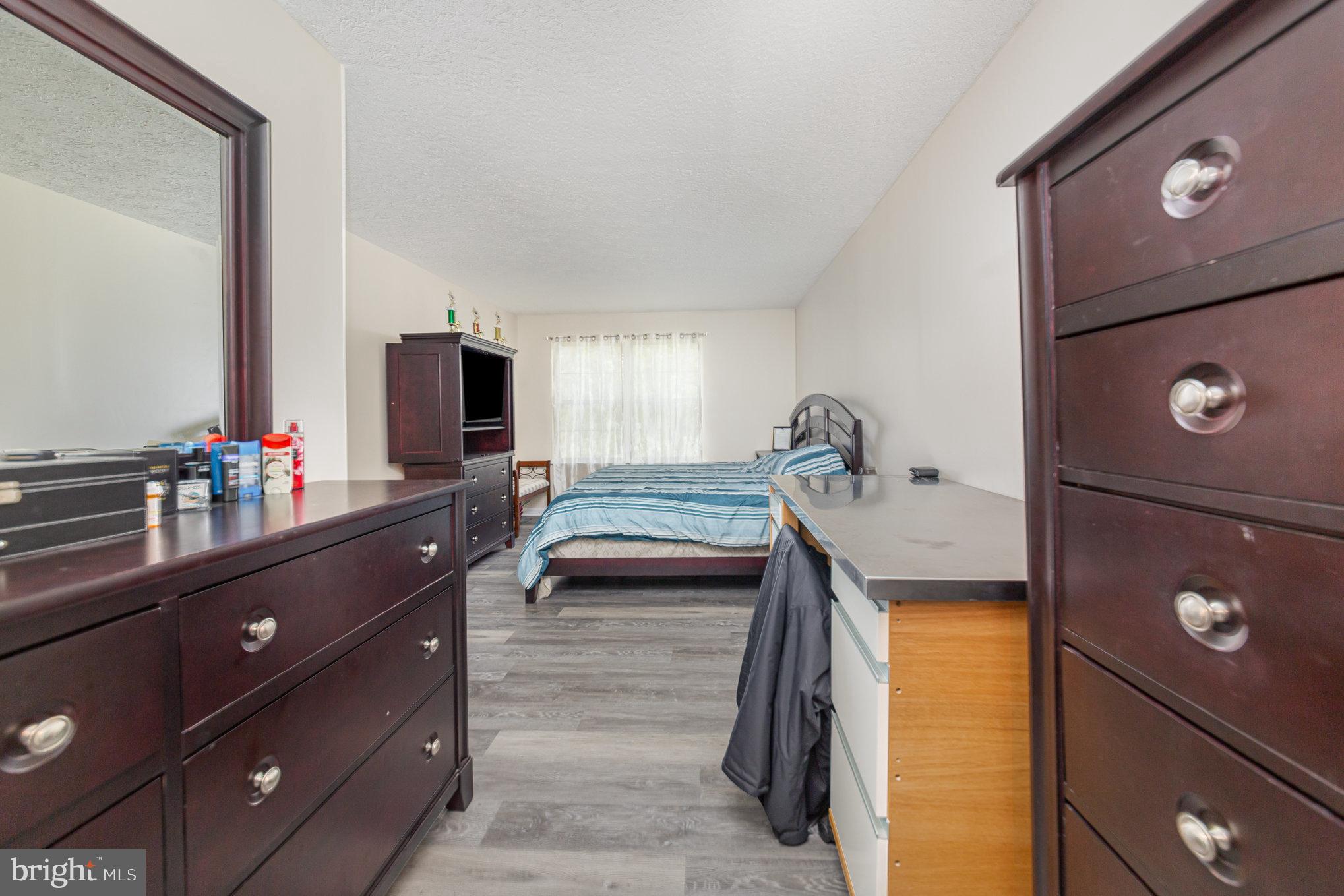 LONG BAR HARBOR - Residential