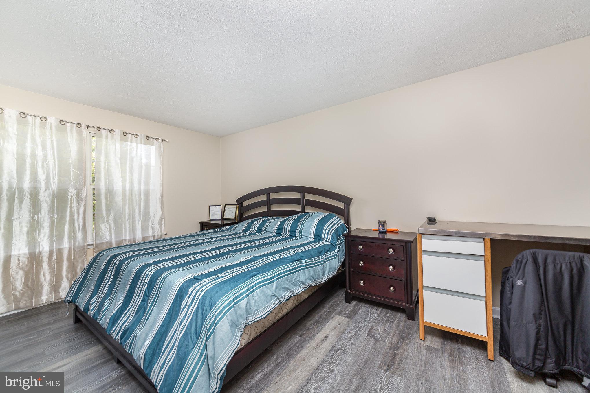 LONG BAR HARBOR - Residential