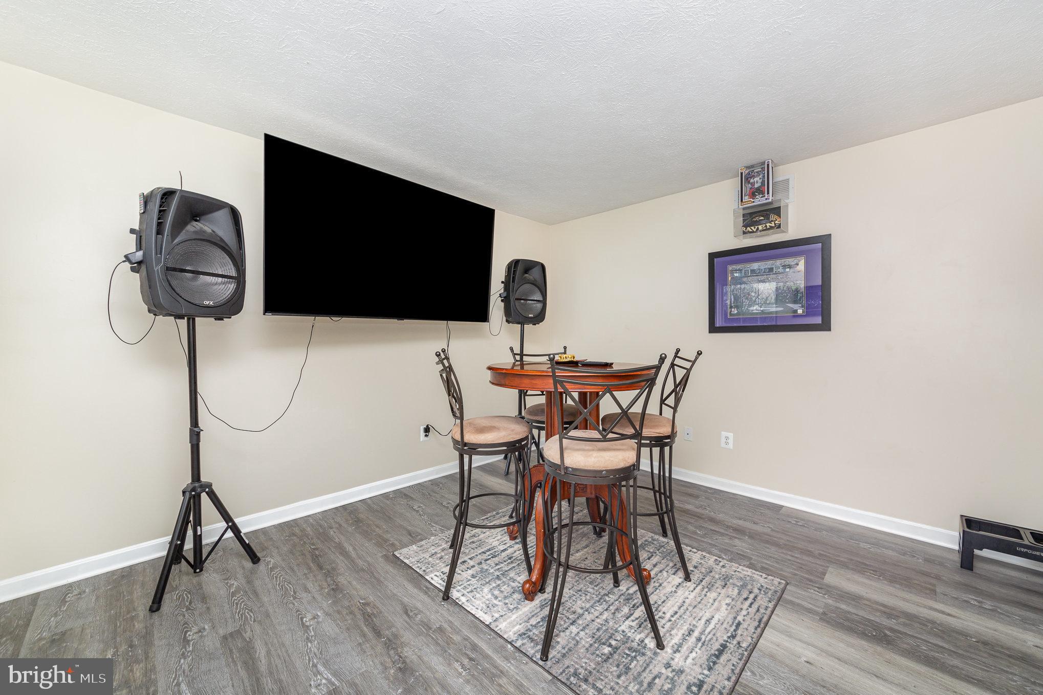 LONG BAR HARBOR - Residential