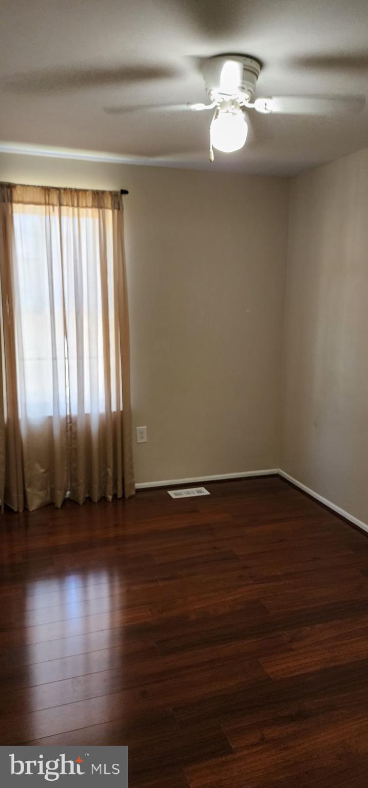 LAKE RIDGE - Residential Lease