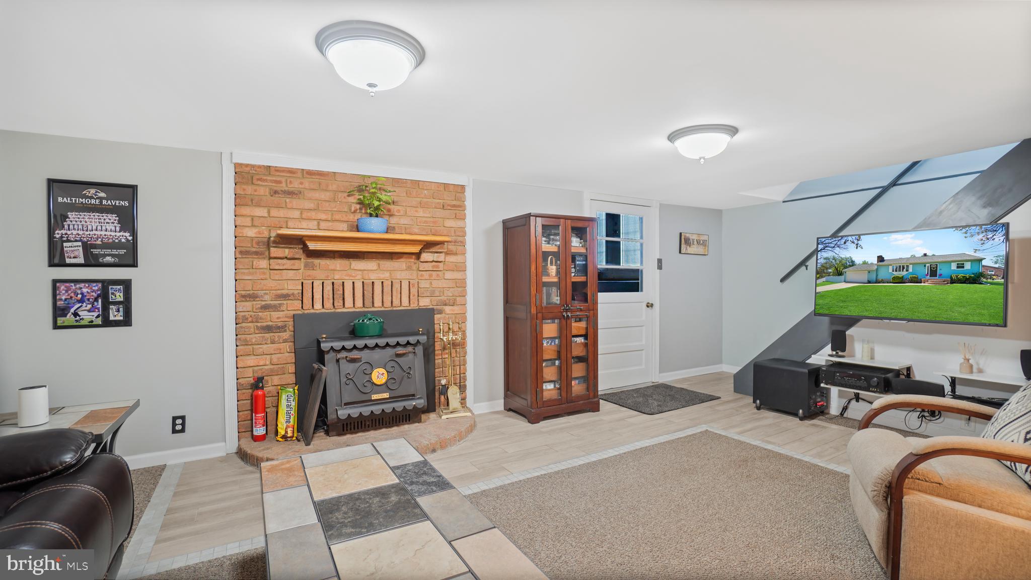 FERNGLEN MANOR - Residential