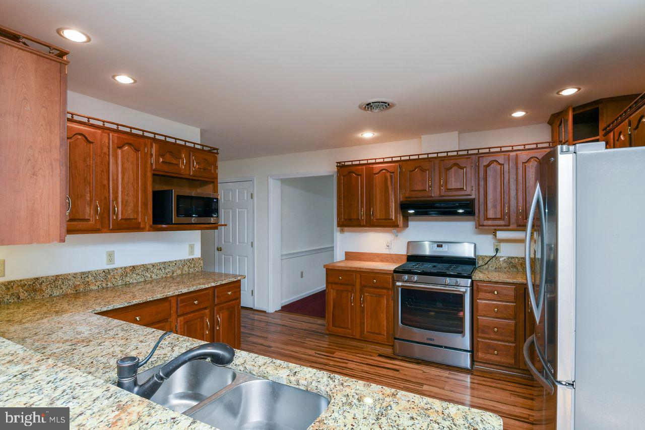 ROUND TOP ESTATES - Residential