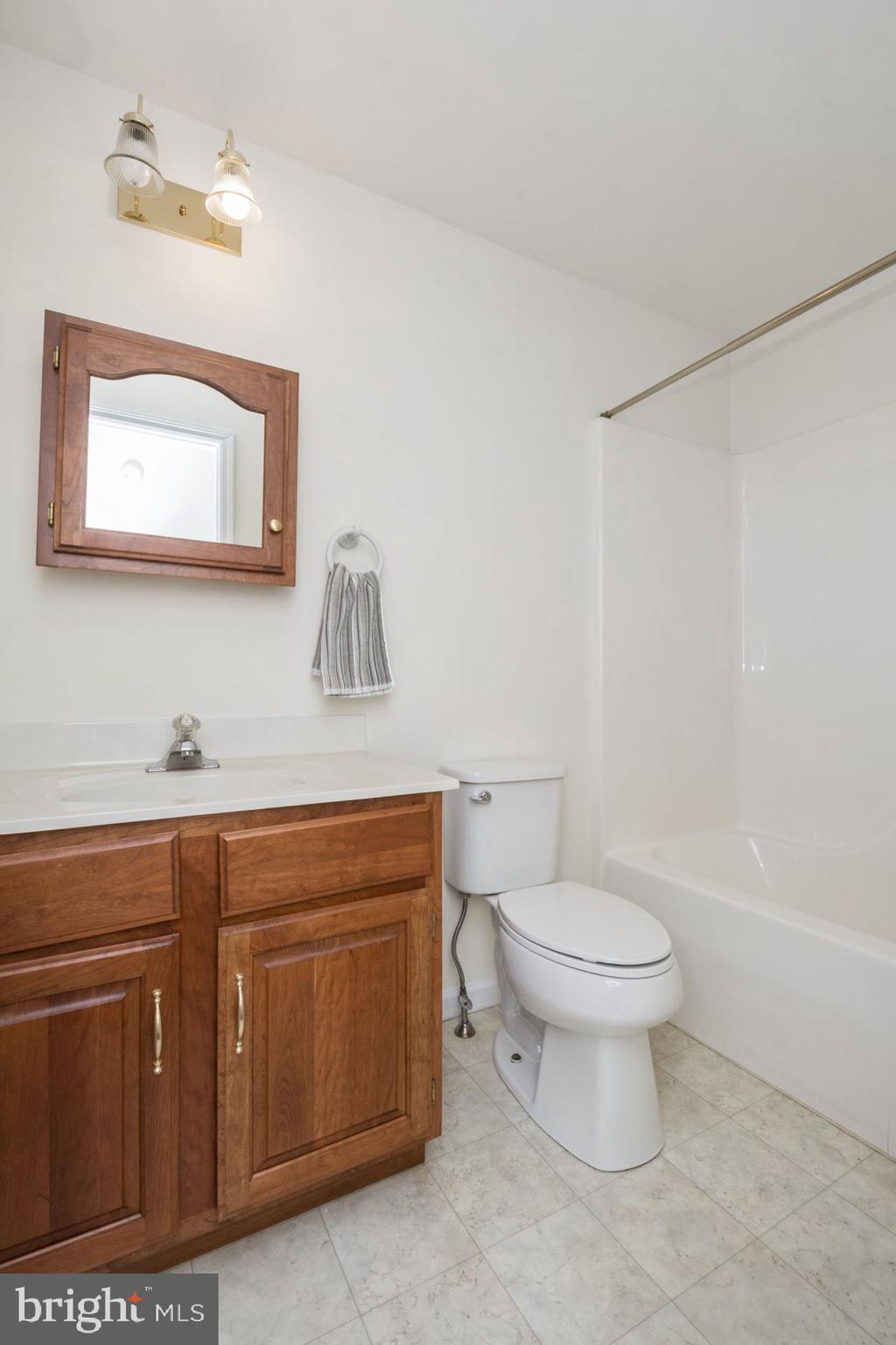 ROUND TOP ESTATES - Residential