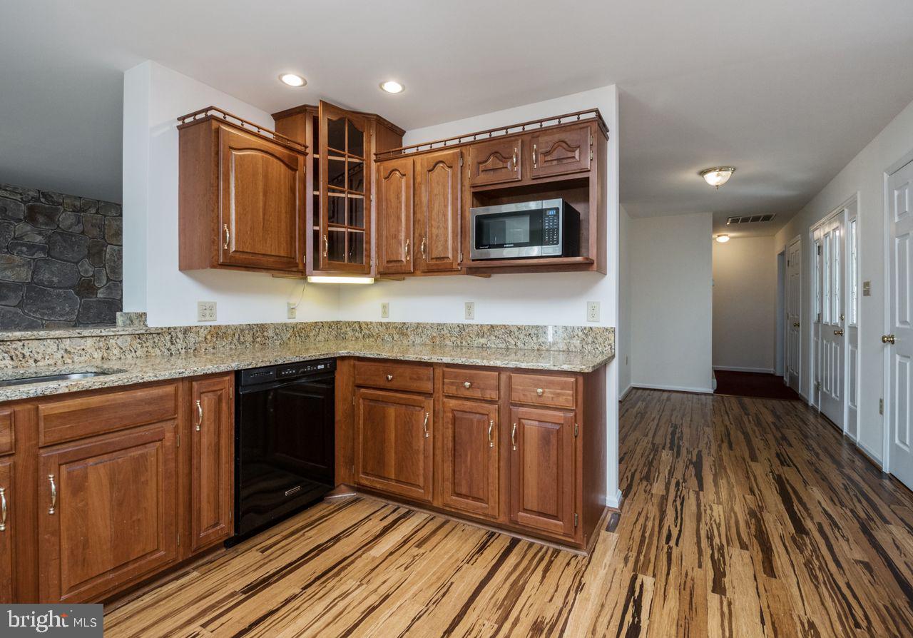 ROUND TOP ESTATES - Residential