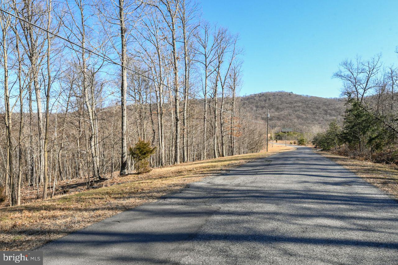 ROUND TOP ESTATES - Residential