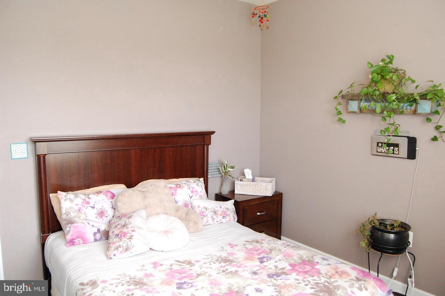 SUMMERFIELD - Residential Lease