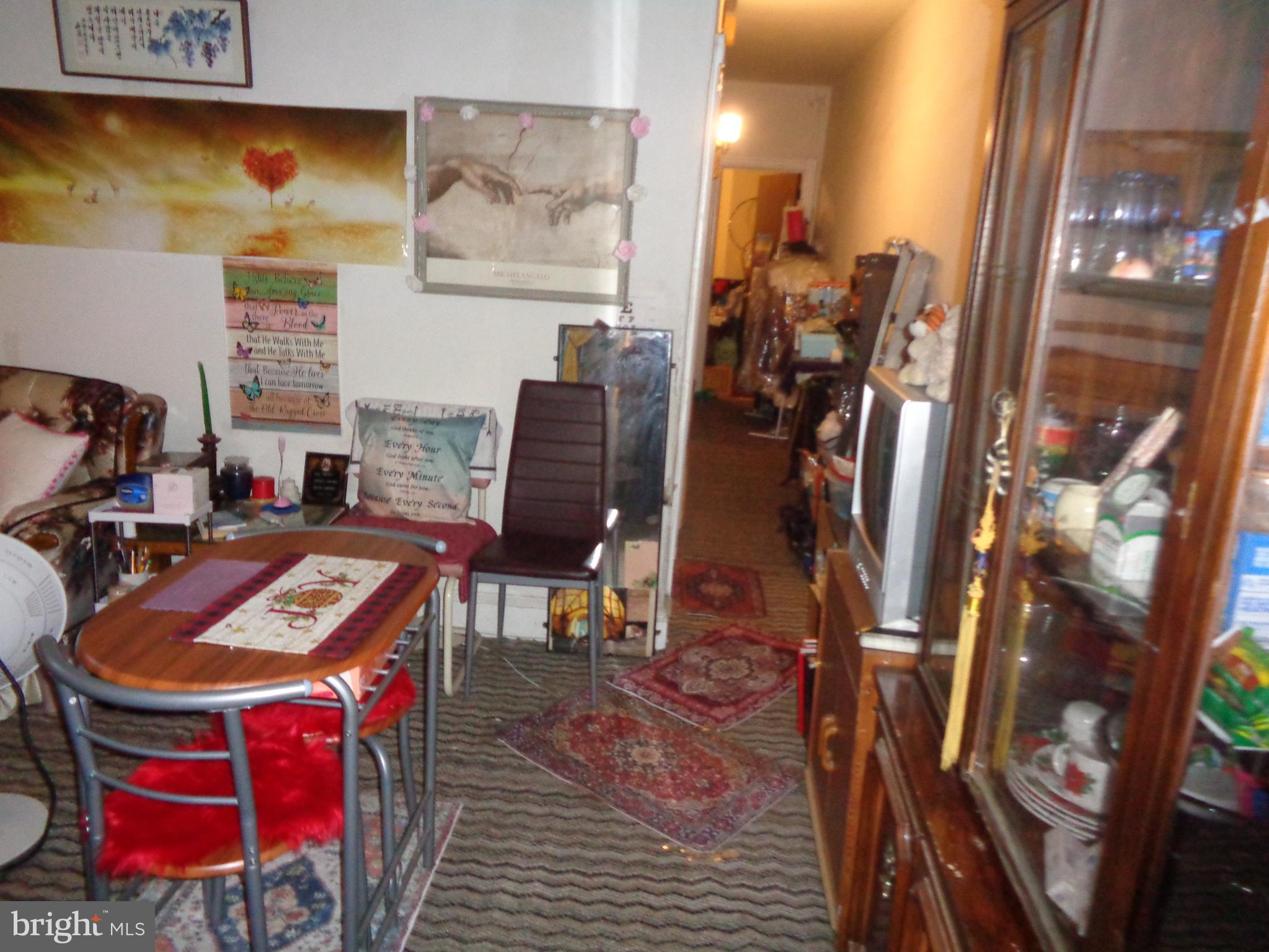 OLNEY - Commercial Sale