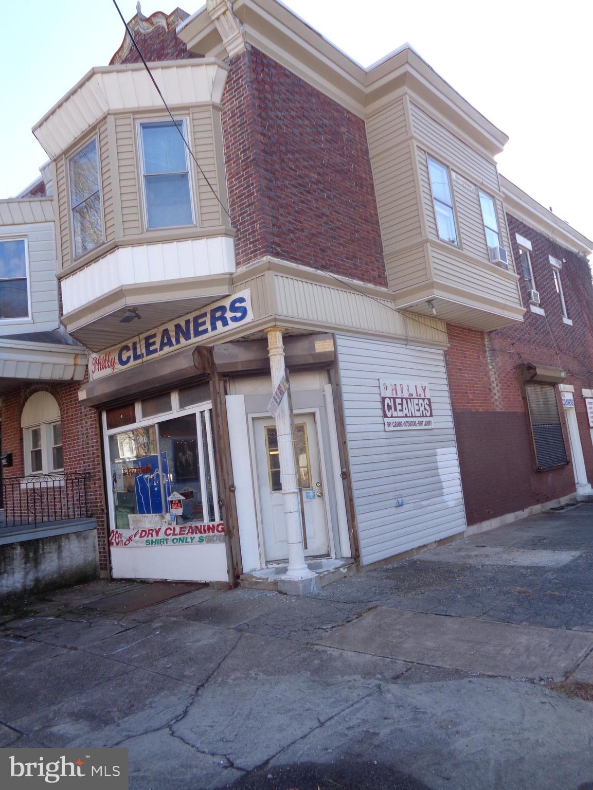 OLNEY - Commercial Sale