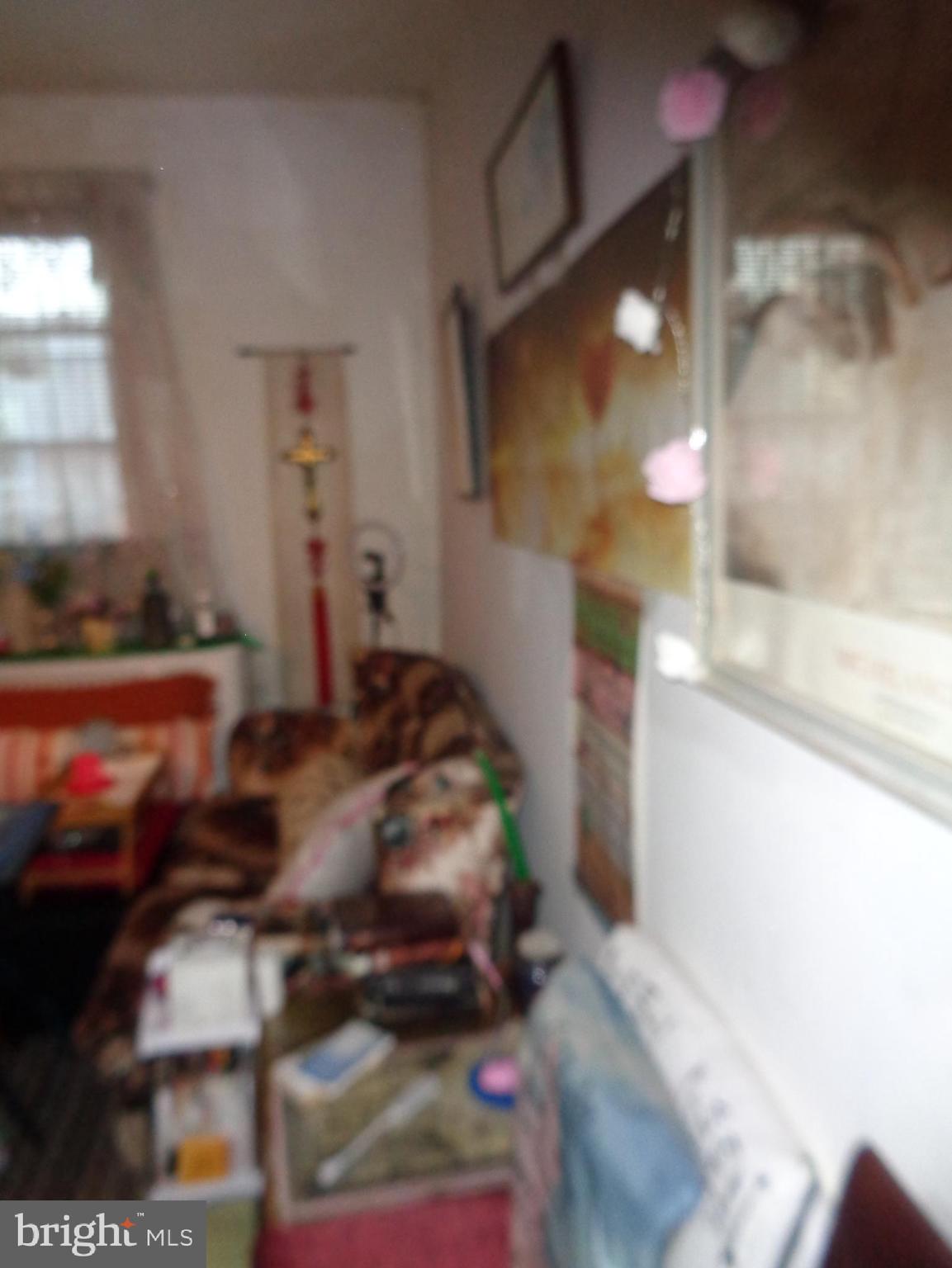 OLNEY - Commercial Sale