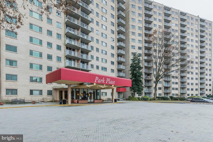 Welcome to This Beautiful 2 Bedroom Condo In Alexandria** Newly renovated Kitchen with Plenty of Cabinets**Elegant Flooring Though Out**2 Full Bathrooms**Huge Master Closet**All Utilities Included**Plenty Of Parking** Community Offers a Large Gym and an Outdoor Pool** Located Just 10 Minutes from Washington DC,  Half a Mile from I-395! Walk To Shops, Restaurants and Shirlington. Across the Street From the Historic Fort Ward Park that offers plenty of Green Space, Playground and BBQ Stations. (The building is scheduled to get  an uplift in the coming months with fresh modern paint, new lighting and new carpets).