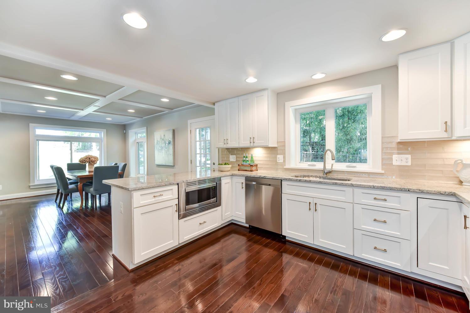 MONTICELLO PARK - Residential