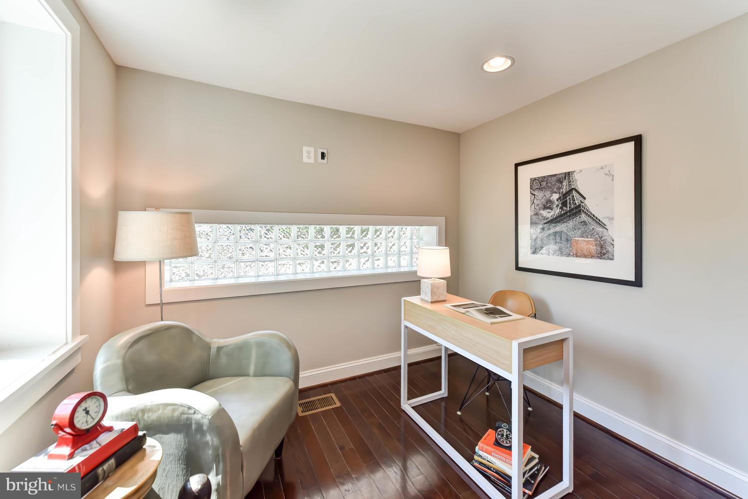 MONTICELLO PARK - Residential