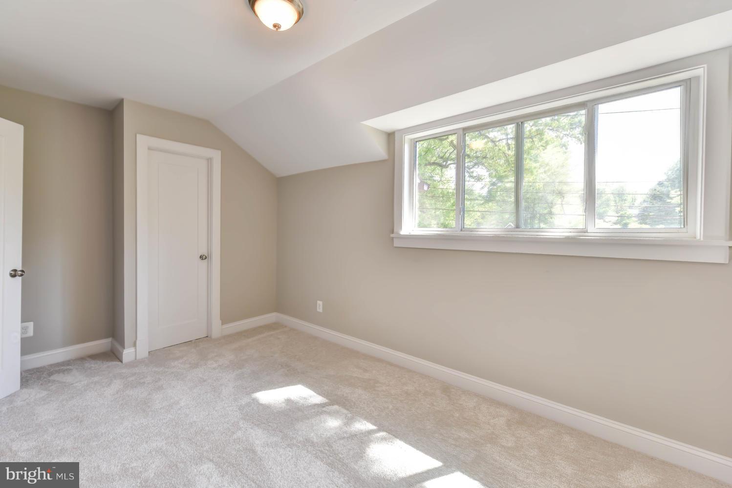 MONTICELLO PARK - Residential