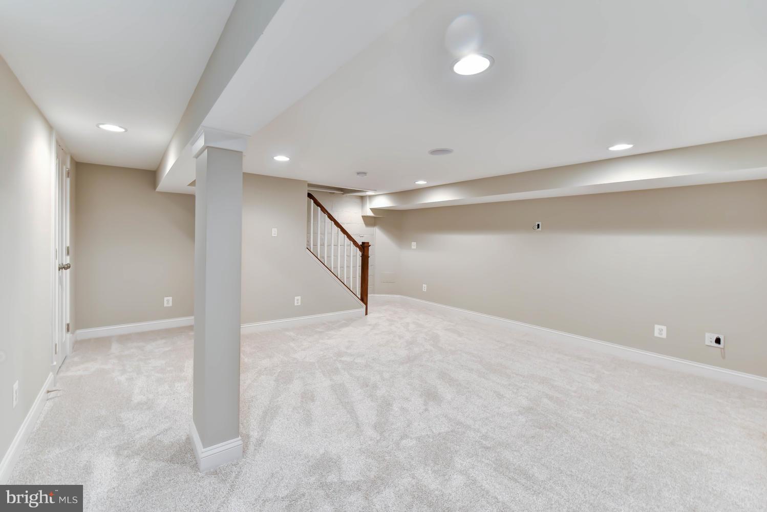 MONTICELLO PARK - Residential