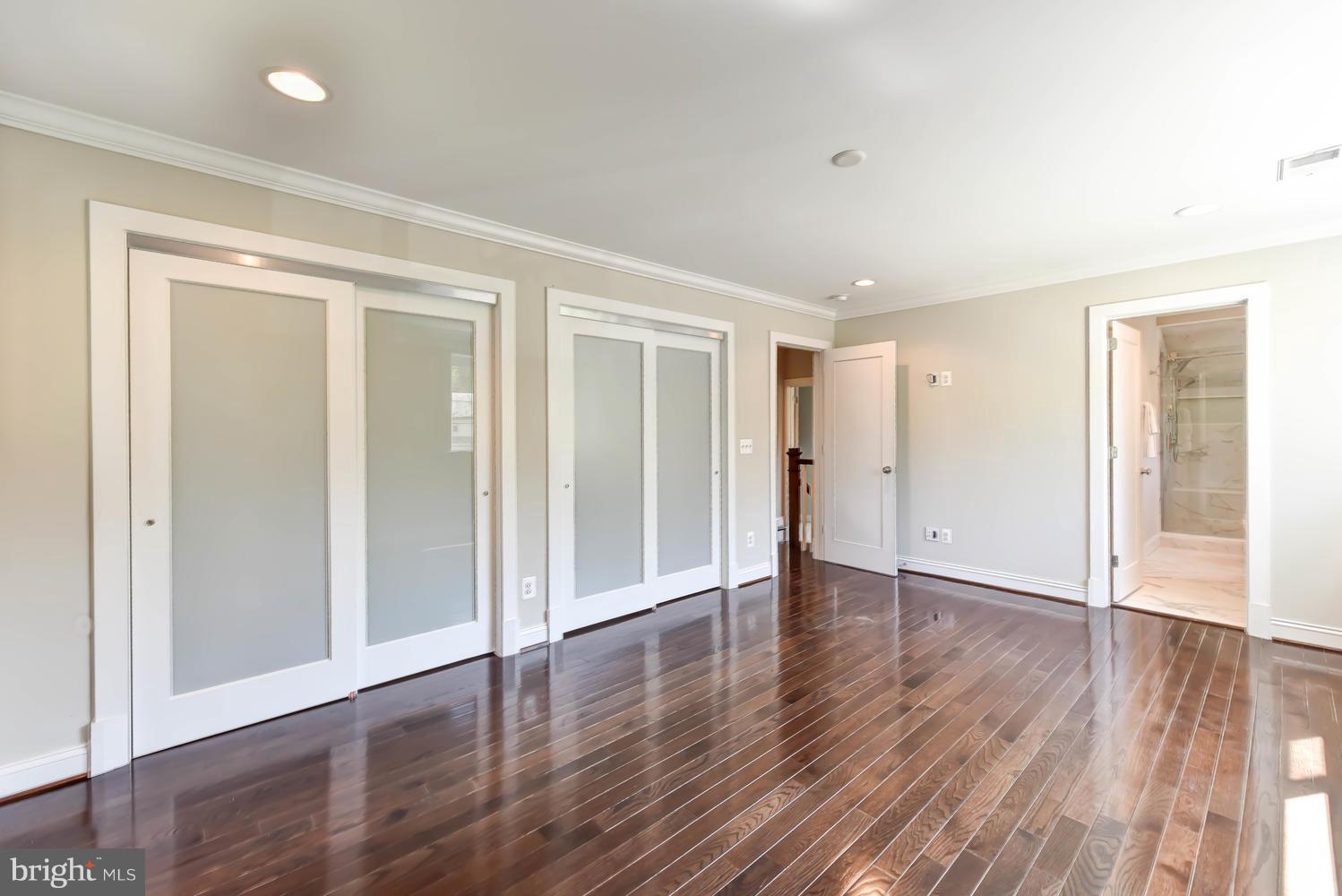 MONTICELLO PARK - Residential