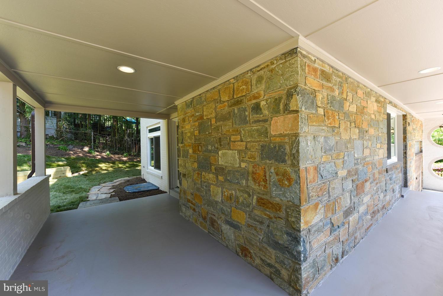 MONTICELLO PARK - Residential