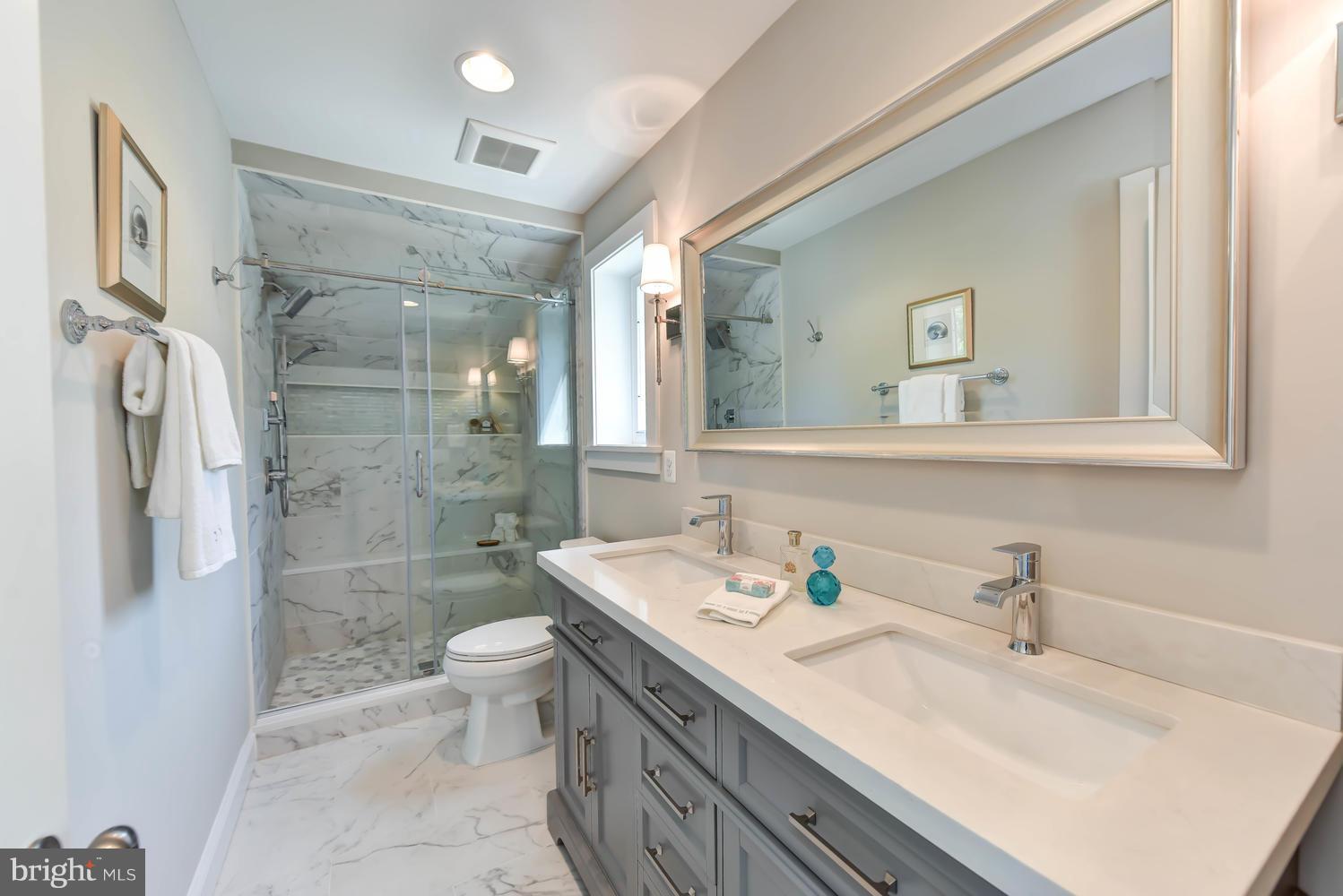 MONTICELLO PARK - Residential