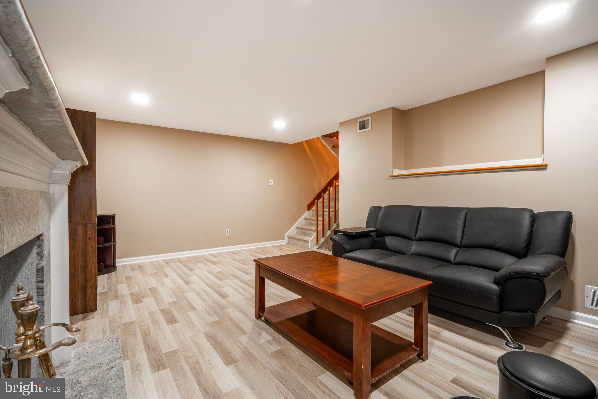 PRUSSIAN WOODS - Residential