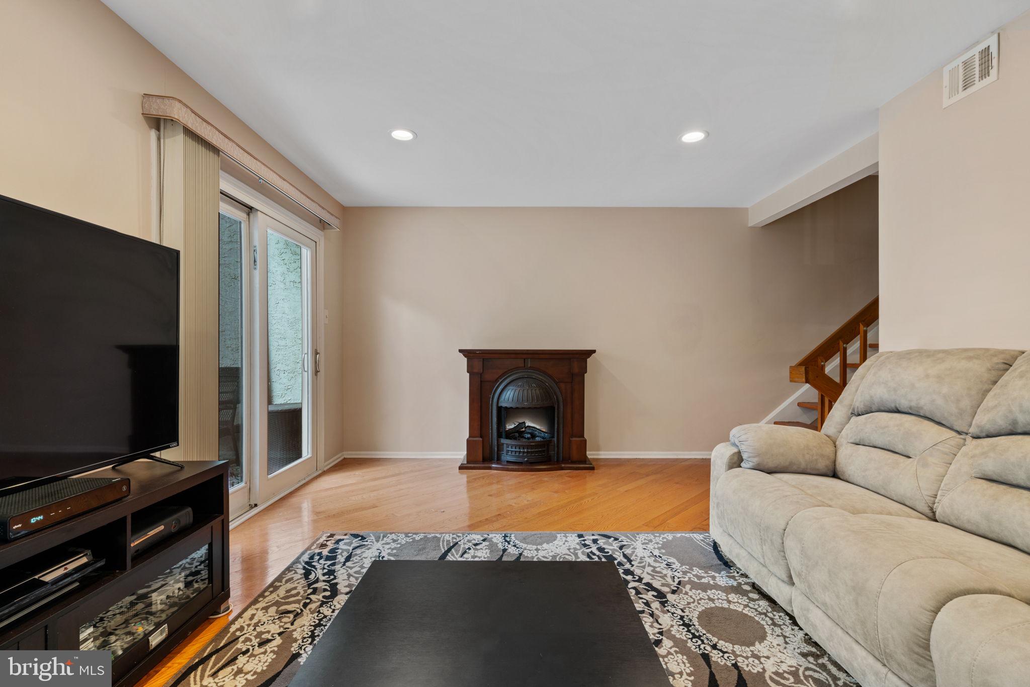 PRUSSIAN WOODS - Residential