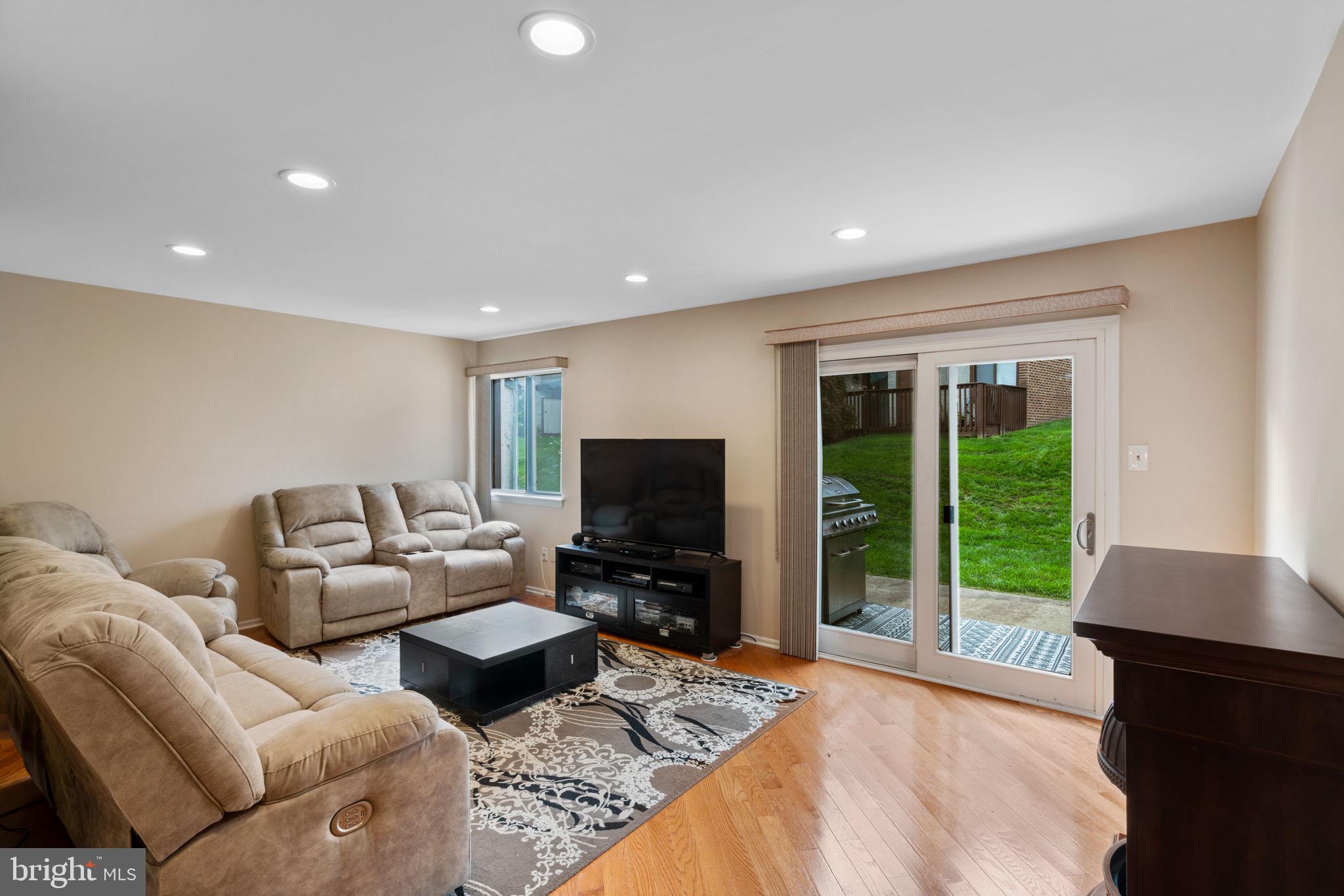PRUSSIAN WOODS - Residential