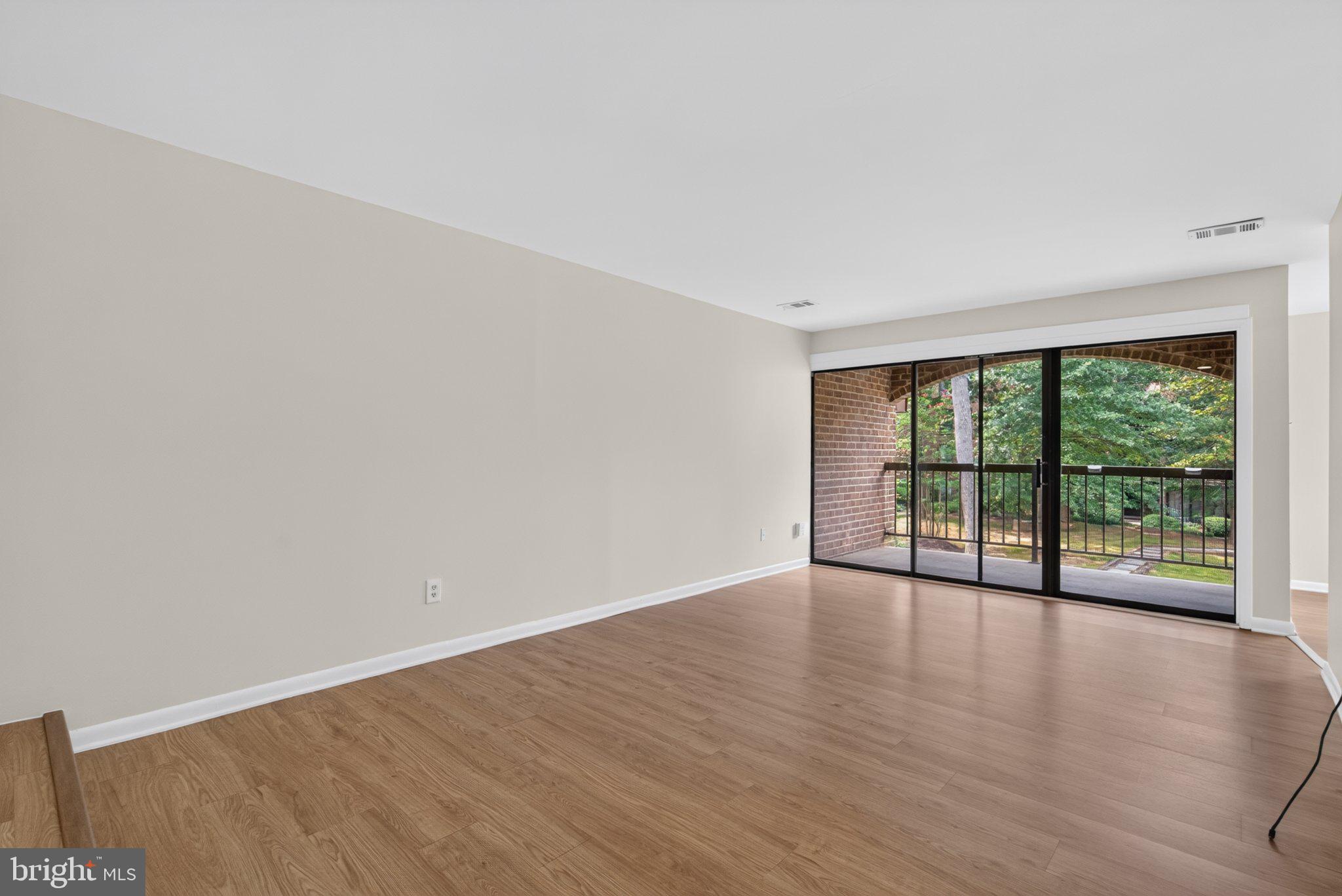 11232 CHESTNUT GROVE SQUARE 233